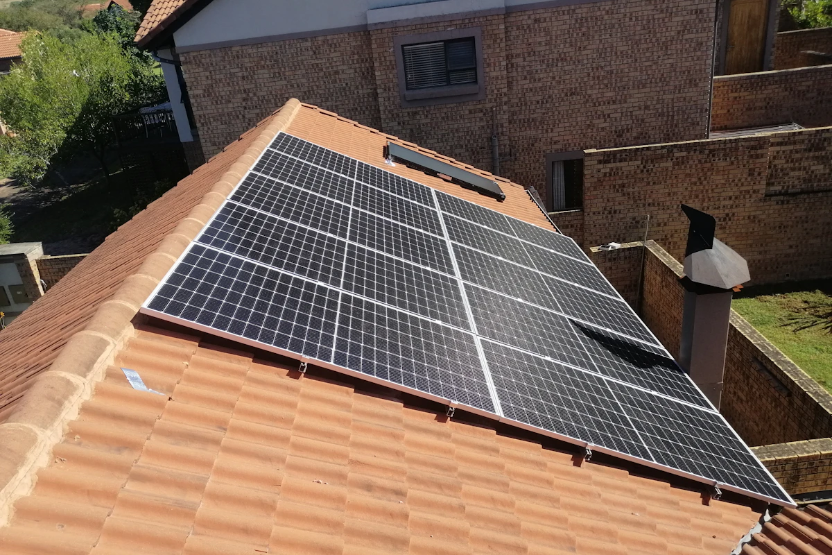 Photovoltaik-Module auf einem Ziegeldach